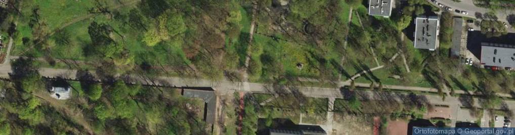 Zdjęcie satelitarne Zespół szkół numer 1 w Piekarach Śląskich