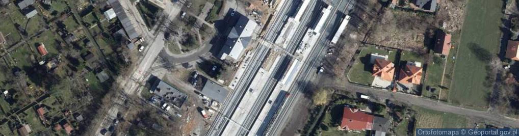 Zdjęcie satelitarne Zgierz dworzec PKP