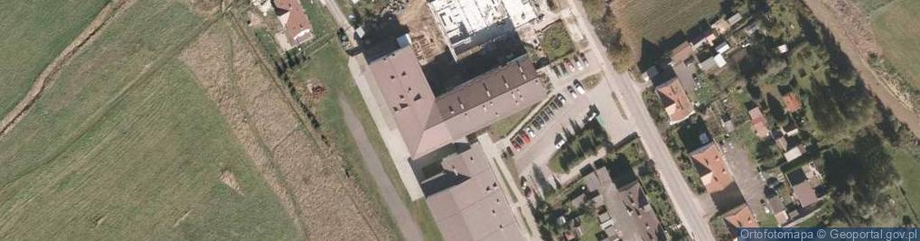 Zdjęcie satelitarne Gminny Zespół Szkolno-Przedszkolny
