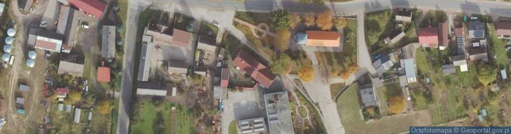 Zdjęcie satelitarne Zespół Szkół i Placówek Oświatowych