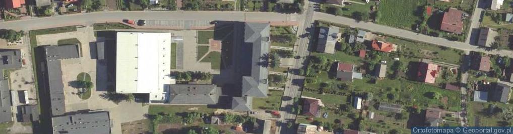 Zdjęcie satelitarne Zespół Szkół i Placówek Oświatowych