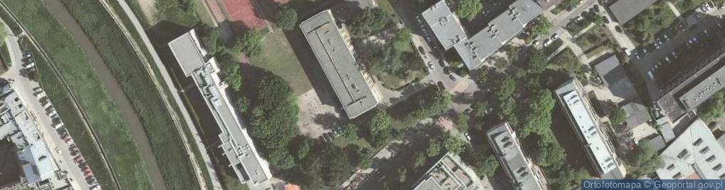 Zdjęcie satelitarne Zespół Szkół Ogólnokształcących Nr 18