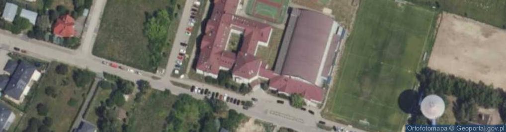 Zdjęcie satelitarne Zespół Szkół Szkoła Podstawowa, Gimnazjum I Liceum Ogólnokształcące Im. Szarych Szeregów