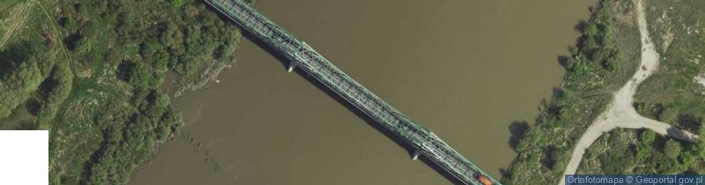 Zdjęcie satelitarne Most drogowy (Szczucin) [8,34WWŻ]- rz. Wisła [193,8]