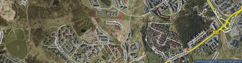 Zdjęcie satelitarne Bramińskiego Tadeusza, kmdr. ul.