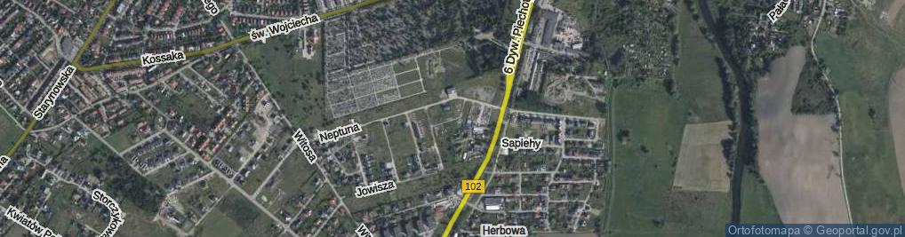 Zdjęcie satelitarne Księżyca ul.