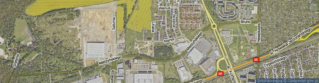 Zdjęcie satelitarne Marsa ul.