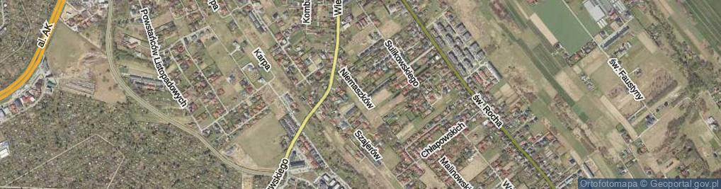 Zdjęcie satelitarne Niemaszków Józefa i Romana ul.