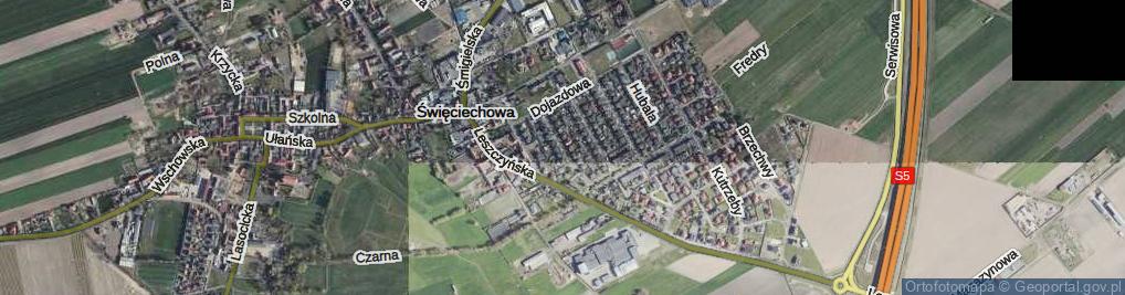 Zdjęcie satelitarne Powstańców Wielkopolskich ul.