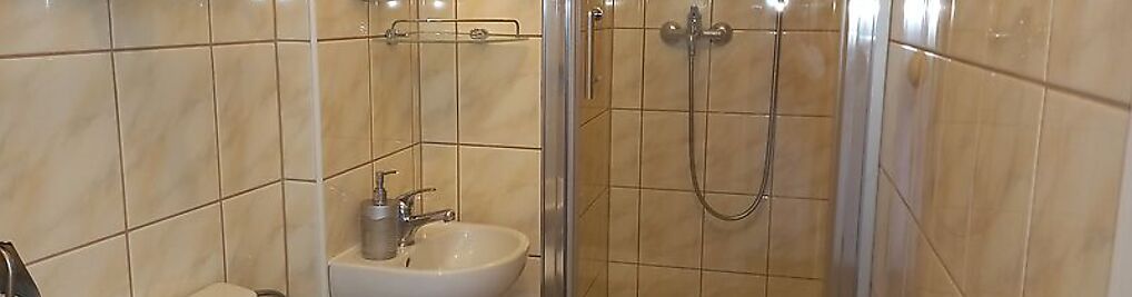 Zdjęcie w galerii Promień. Dom dla Pielgrzyma i Turysty. Łagiewniki. Grupy. nr 7