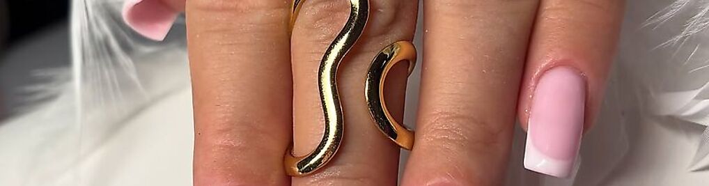 Zdjęcie w galerii Beauty Glow Gold - Salon manicure i pedicure nr 4