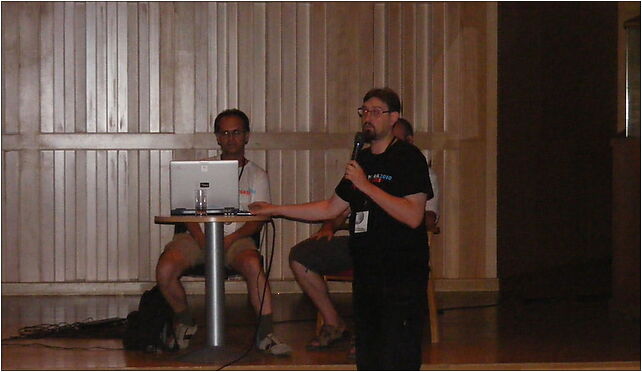 2010-07-11 Polimerek, Kocio and Przykuta talk about Wikiexpedition 80-751 - Zdjęcia