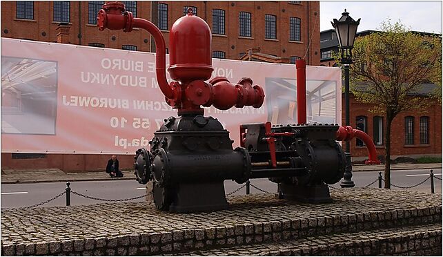 Łódź Tymienieckiego remiza pompa 02 05 2010 P5029810, Łódź 90-350 - Zdjęcia