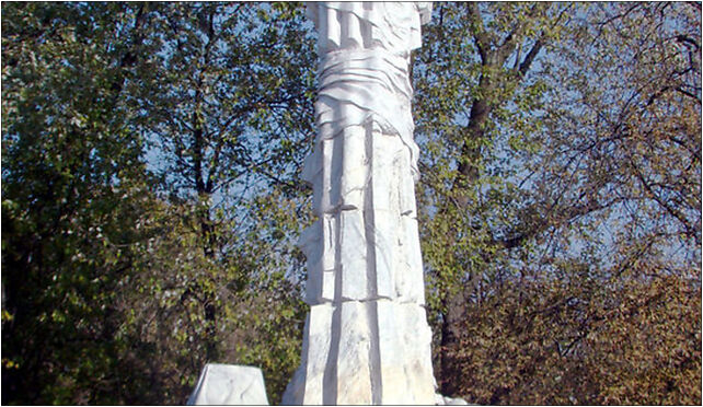 Battle of Monte Cassino Monument Warsaw 01, Bohaterów Getta 00-242 - Zdjęcia