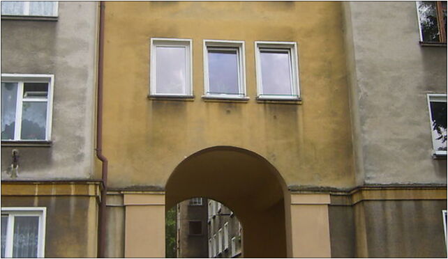 Bielsko-Biała, Osiedle Grunwaldzkie - brama, Bielsko-Biała 43-300 - Zdjęcia
