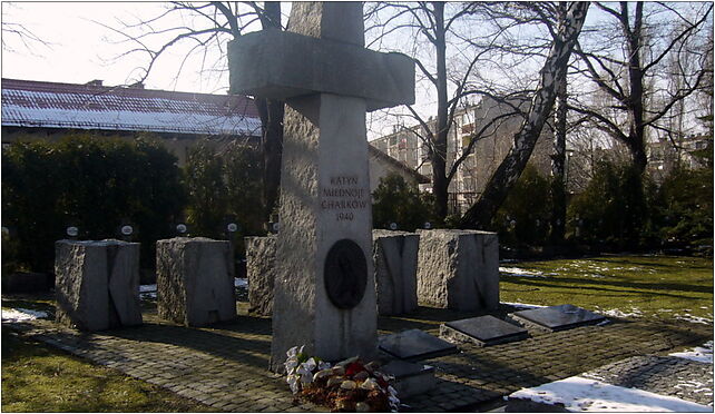 Bielsko-Biała, cmentarz wojskowy - pomnik ofiar Katynia, Saperów 43-303 - Zdjęcia