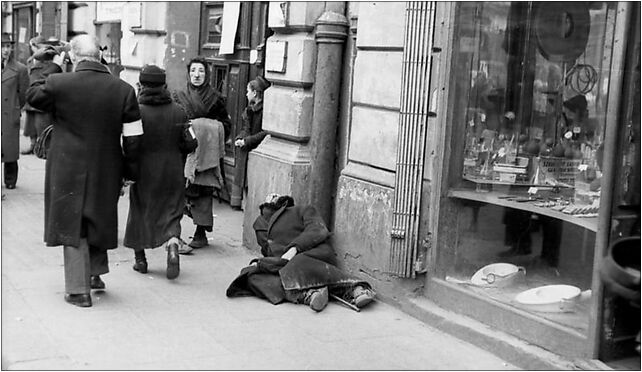 Bundesarchiv Bild 101I-134-0780-05, Polen, Ghetto Warschau, Straßenszene 00-140 - Zdjęcia