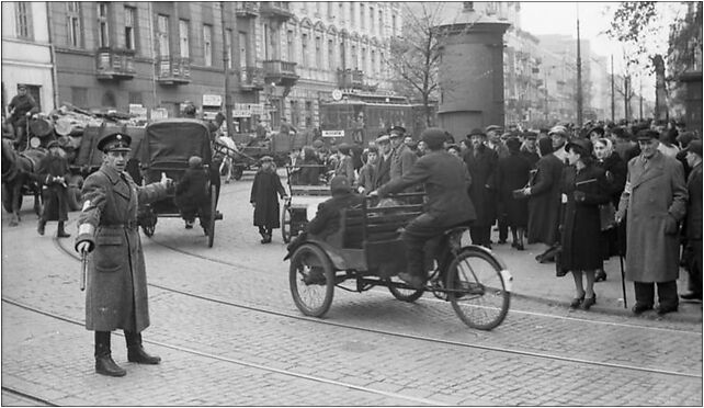 Bundesarchiv Bild 101I-134-0796-27, Polen, Ghetto Warschau, Ghettopolizist 00-145 - Zdjęcia
