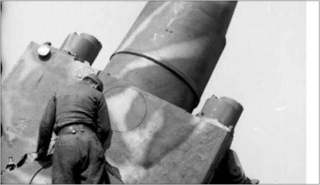 Bundesarchiv Bild 101I-695-0424-15A, Warschauer Aufstand, Mörser Karl od 01-119 do 01-128 - Zdjęcia