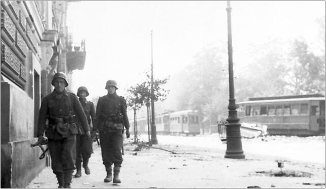 Bundesarchiv Bild 101I-695-0425-25, Warschauer Aufstand, Soldaten auf Straße 00-063 - Zdjęcia