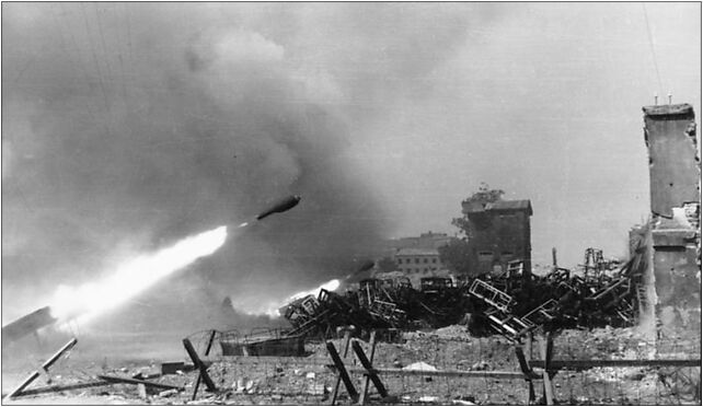 Bundesarchiv Bild 101I-696-0426-19, Warschauer Aufstand, Raketenwerfer-Einsatz 01-017 - Zdjęcia
