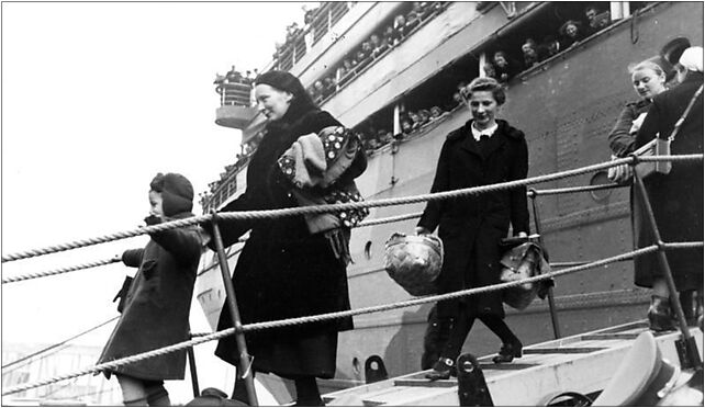 Bundesarchiv Bild 137-054452, Stettin, Ankunft von Umsiedlern 70-651 - Zdjęcia