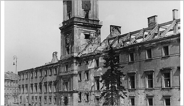 Burned-out Royal Castle in Warsaw 1940, Senatorska 1, Warszawa 00-075 - Zdjęcia