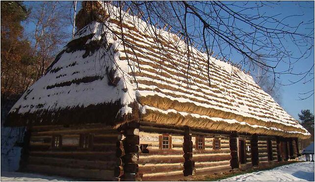 Chałupa tkaczy z Korczyna kKrosna 1790 skansen w Sanoku, Zawiśle 38-420 - Zdjęcia