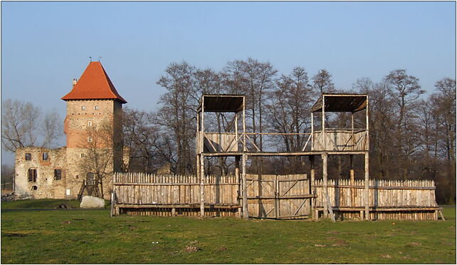 Chudów castle and wooden wall, Podzamcze, Chudów 44-177 - Zdjęcia