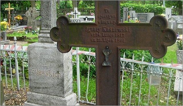 Cm św Jana Bydgoszcz lapidarium krzyż, Cechowa 7, Bydgoszcz 85-790 - Zdjęcia