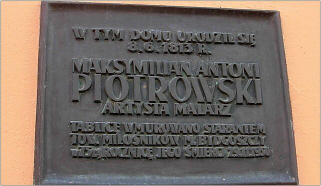 Długa 22 Bydgoszcz tablica pamiątkowa MA Piotrowski, Długa 22 85-034 - Zdjęcia