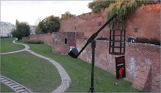 Defensive walls in Warsaw (4), Senatorska 1, Warszawa 00-075 - Zdjęcia