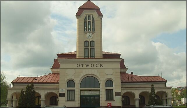 Dworzec kolejowy w Otwocku - przód - 1, Warszawska, Otwock 05-400 - Zdjęcia