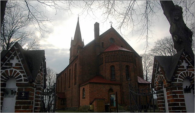 Dygowo - kościół Wniebowstąpienia Pańskiego, Wolności, pl. 78-113 - Zdjęcia