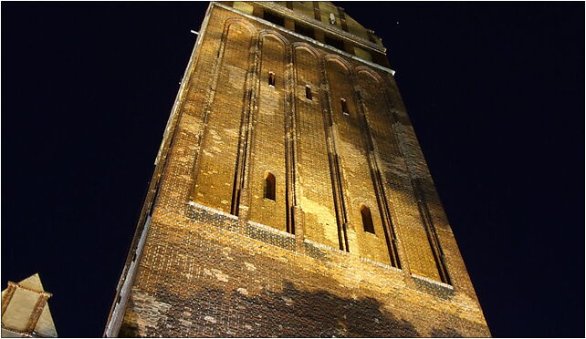 Elbląg, Mostowa, pohled na věž katedrály svatého Mikuláše 82-300 - Zdjęcia