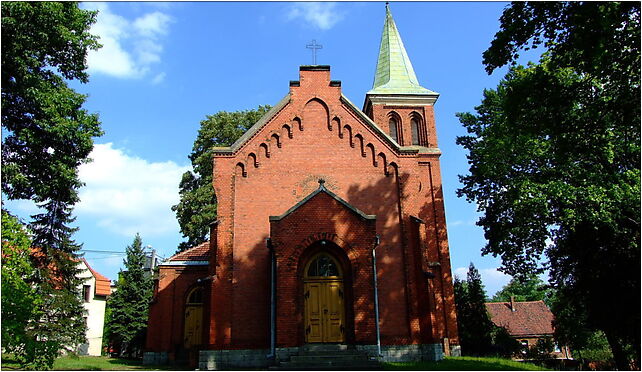 Ewangelicki kościół Świętych Piotra i Pawła w Pyskowicach2 44-120 - Zdjęcia