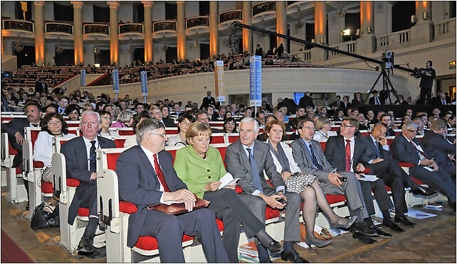 Flickr - europeanpeoplesparty - EPP Congress Warsaw (1267) 00-110 - Zdjęcia