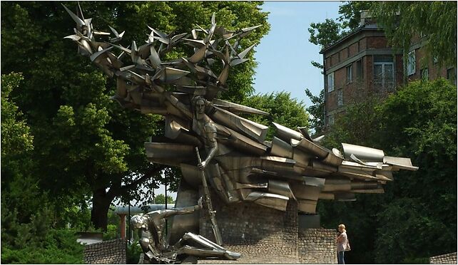 Gdaňsk, Plac Obróncow Poczty Polskiej, socha II, Sieroca 6 80-839 - Zdjęcia