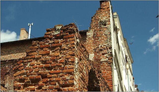 Gniew, Plac Grunwaldzki, budova zničená za války III, Wiślana 83-140 - Zdjęcia
