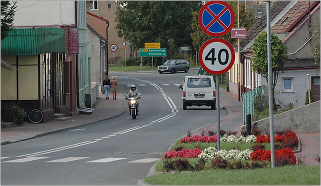 Golczewo - DW106 kier. Kamień, Niepodległości106, Golczewo 72-410 - Zdjęcia