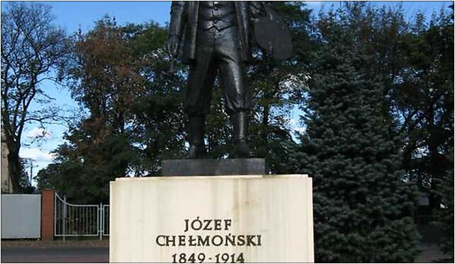 Grodzisk Mazowiecki pomnik Chelmonskiego, 11 Listopada 43 05-825 - Zdjęcia