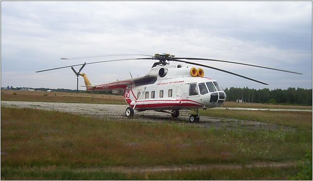 Helicopter (Lublinek Airport), Gościniec Warecki, Chojnów 05-532 - Zdjęcia