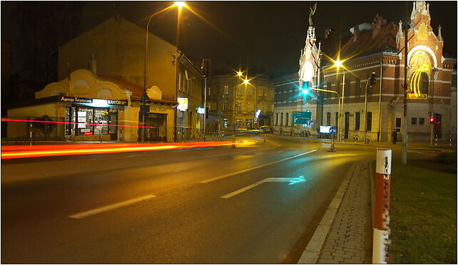 Jarosław, centrum města, ulice Mickiewicza, noční provoz 37-500 - Zdjęcia