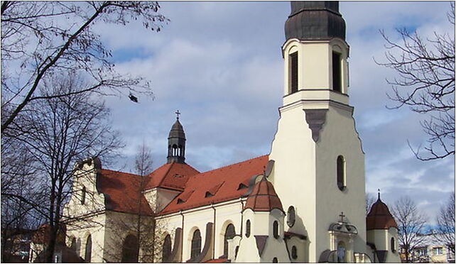 Katowice - Józefowiec - Kościół pw. św. Józefa Robotnika 40-146 - Zdjęcia