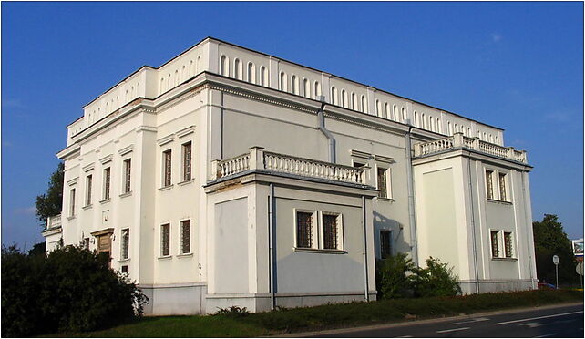 Kielce synagoga front, Warszawska 19, Kielce 25-512 - Zdjęcia