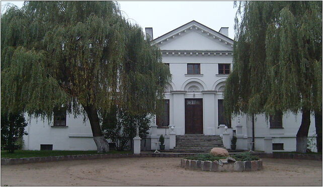 Kiernozia palace, Rynek Kopernika584, Kiernozia 99-412 - Zdjęcia