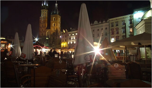Krakov, Stare Miasto, Rynek Starego Miasta v noci, zahrádky od 31-001 do 31-044 - Zdjęcia