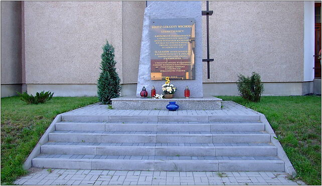 Krzyż Golgoty Wschodu - parafia Nawrócenia św. Pawła Apostoła w Pyskowicach2 44-120 - Zdjęcia