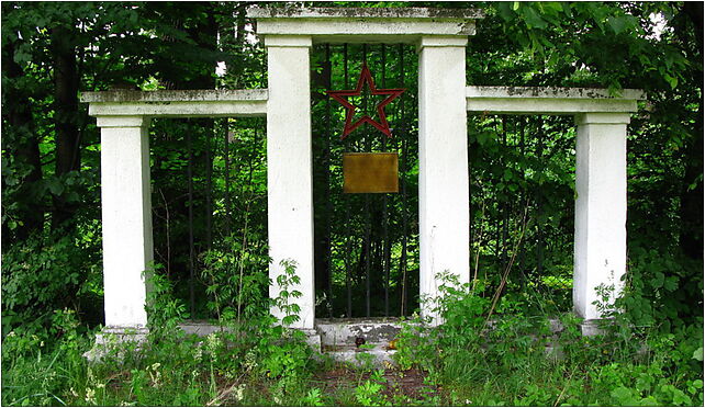 Lipowiec (Ustroń) - Pomnik żołnierzy Armii Czerwonej, Lipowska 43-450 - Zdjęcia