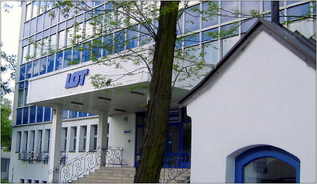 LOT 011, 17 Stycznia, Warszawa od 02-146 do 02-148 - Zdjęcia